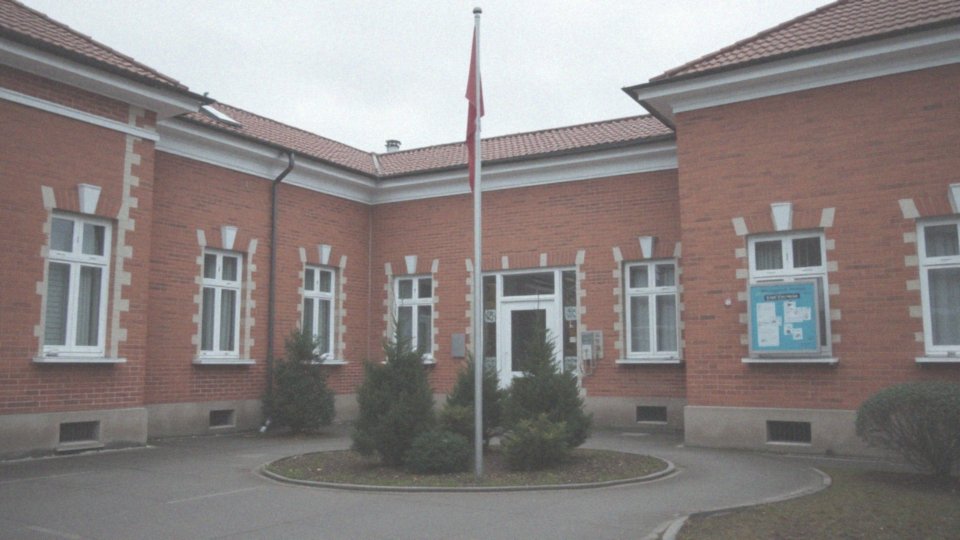 Jak uzyskać informacje o dostępnych działkach?